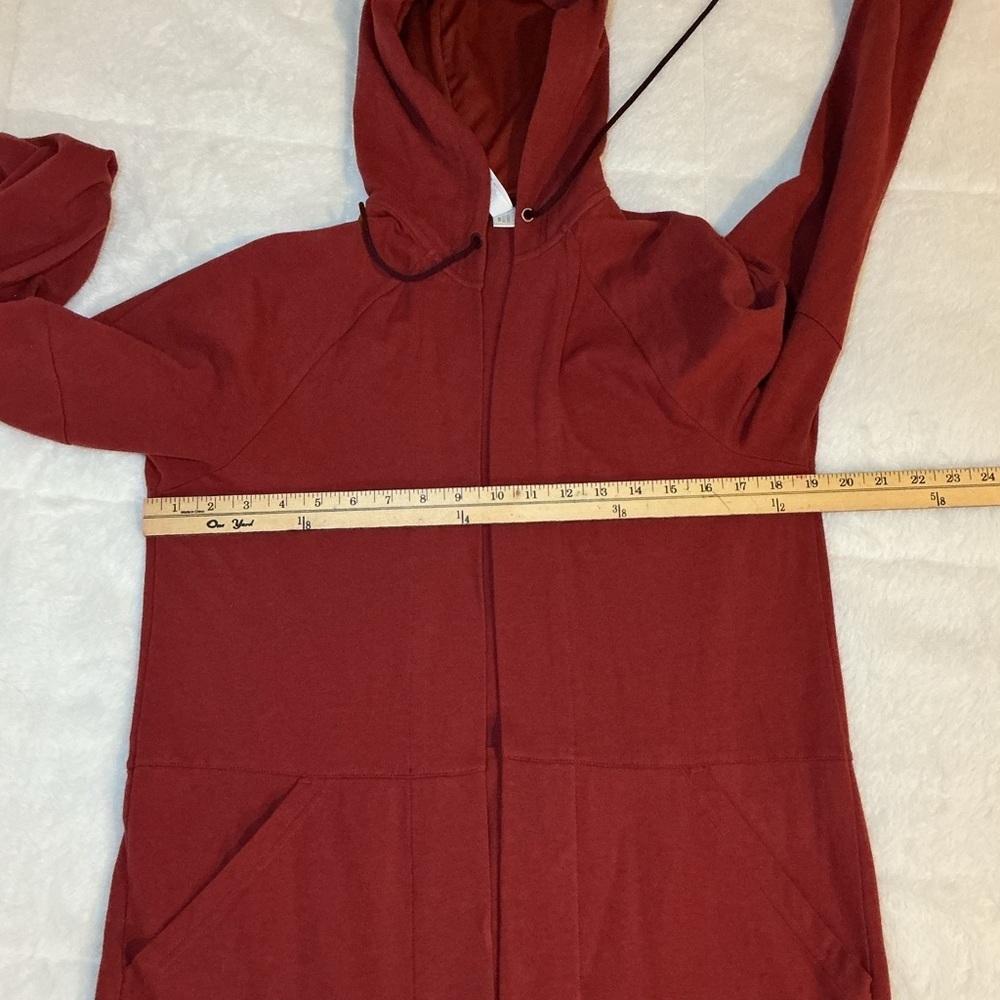 Red Hooded Longline Jacket - Picture 6 of 7